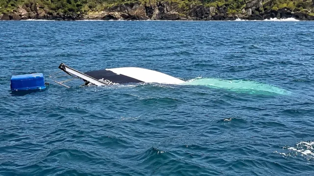 naufrágio em Ilhabela